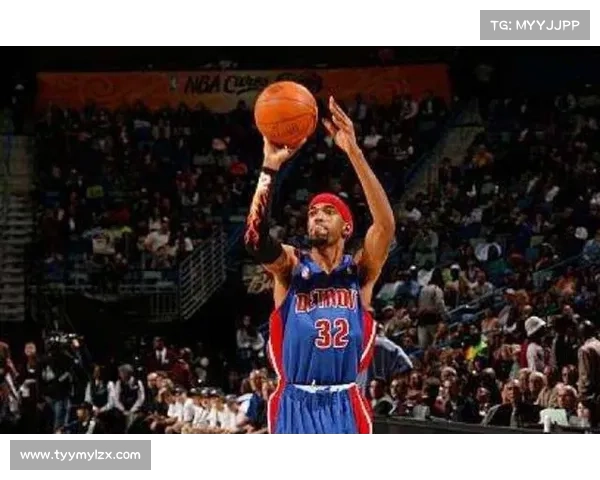 NBA历史上球员不少,大家认得几个叫罗斯的呢? NBA历史上球员不少,大家认得几个叫罗斯的呢?